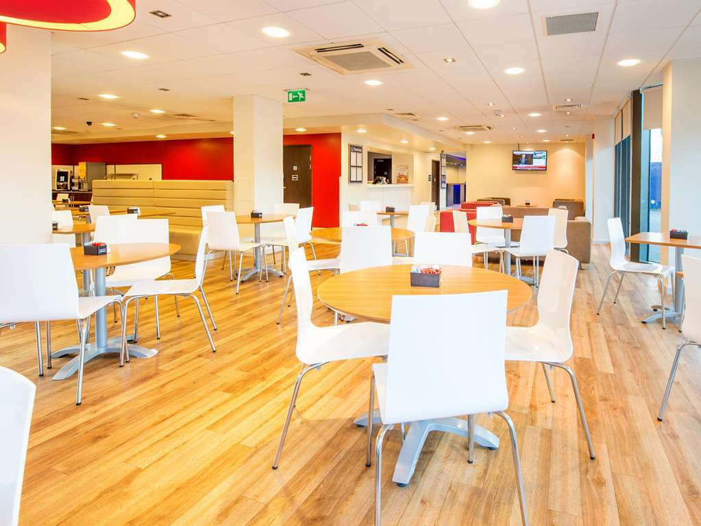 Travelodge London Hounslow Restaurante foto